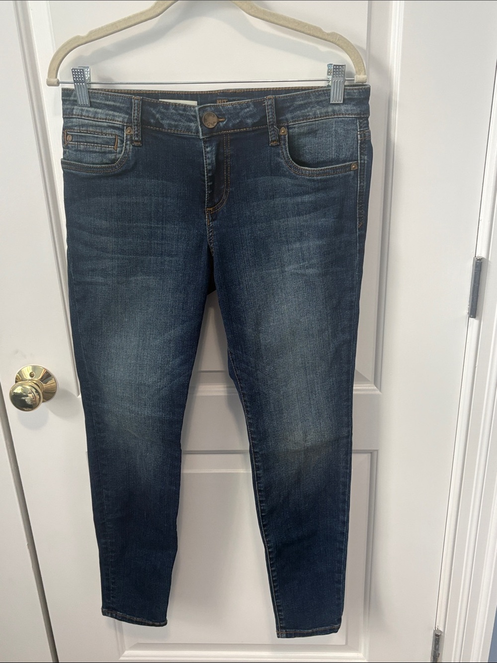 Kut from the Kloth Medium Dark Wash Skinny Jeans - Blue
